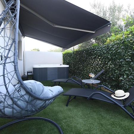 Garden Apartment Leoma With Free Parking! Zara Esterno foto