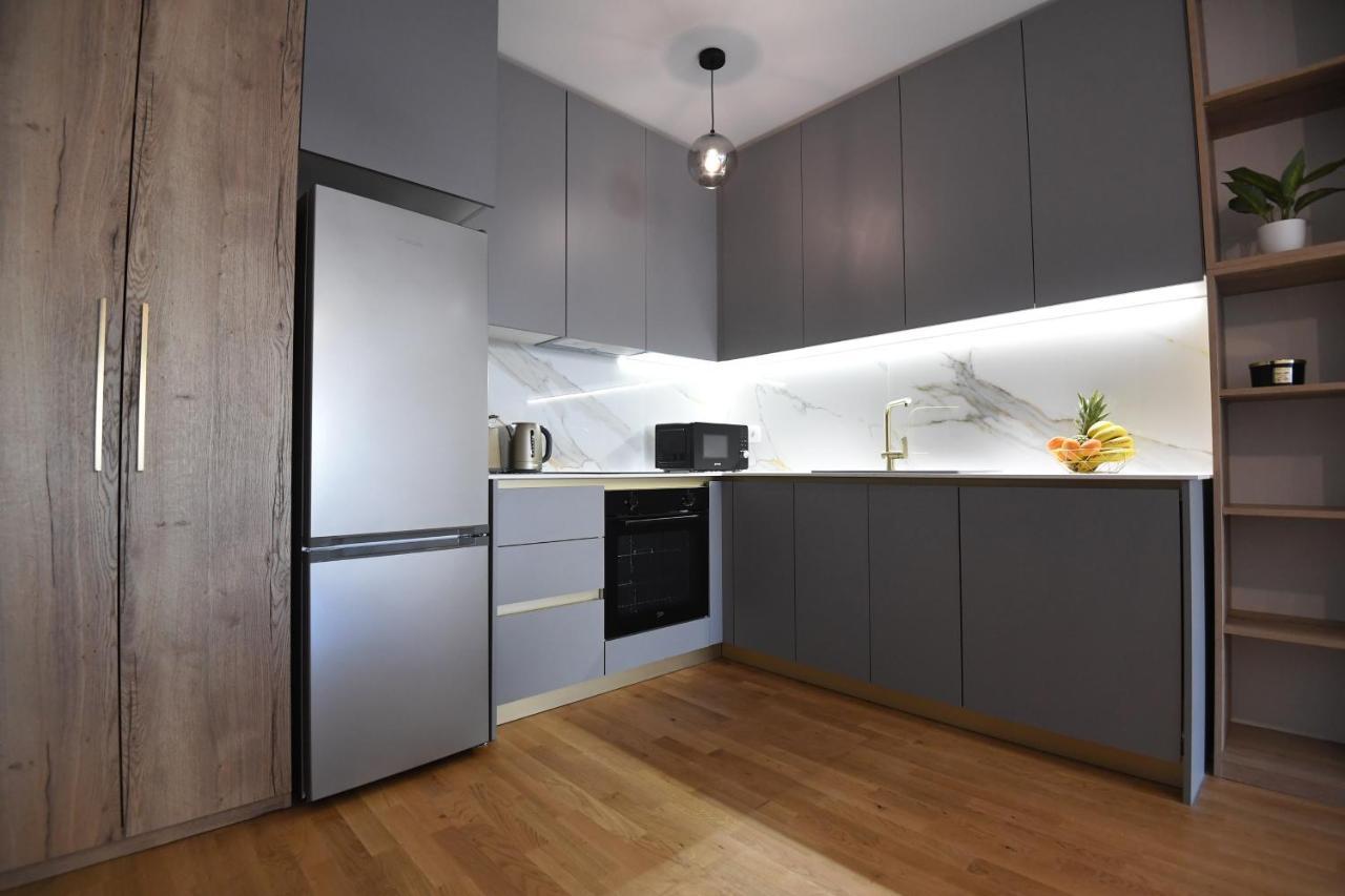 Garden Apartment Leoma With Free Parking! Zara Esterno foto