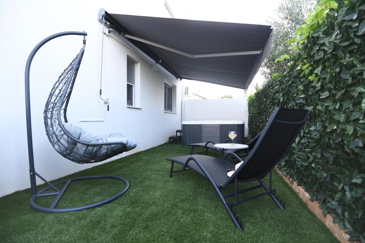 Garden Apartment Leoma With Free Parking! Zara Esterno foto