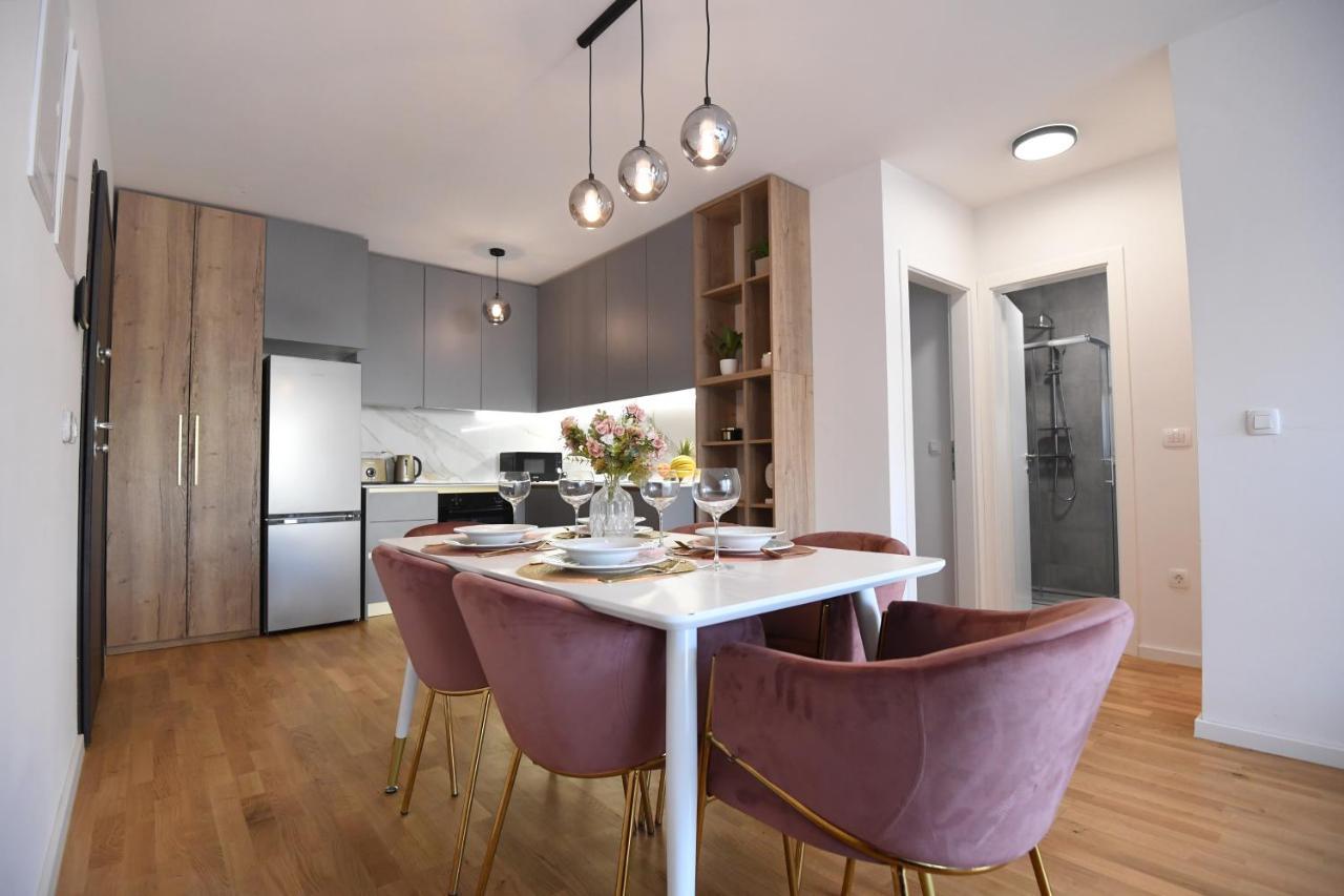Garden Apartment Leoma With Free Parking! Zara Esterno foto